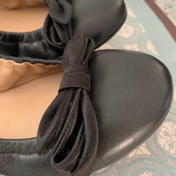 Valentino Garavani black flats. - Picture 3 of 5